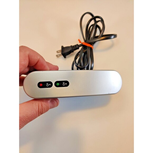 Philips SWS2103W/17 120V 60Hz 4.5W RF XBox WII DVR Gamer Audio Video Modulator - Picture 7 of 7